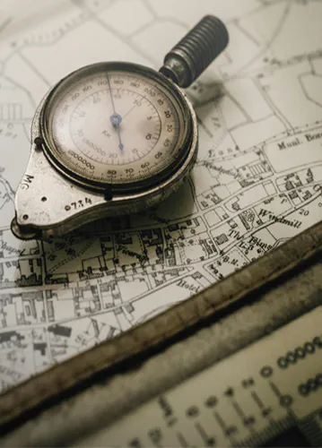 Instrument de mesure mécanique placé sur les dessins techniques Dispositif de mesure de précision pour la conception et l'inspection industrielles