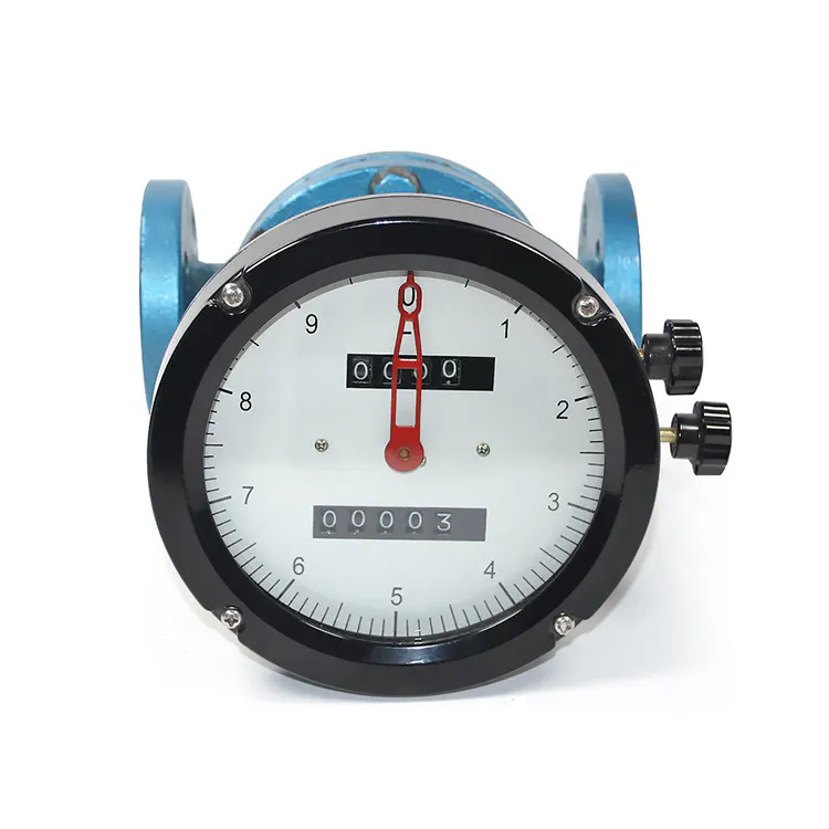 Oval gear flow meter with mechanical register for high-viscosity liquid flow measurement in industrial applications