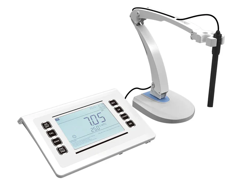 Medidor de pH de laboratorio con pantalla que muestra el valor de pH y la temperatura.