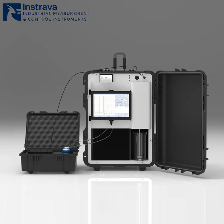 Alat analisa minyak spektrofotometri UV portabel dalam wadah troli terbuka dengan layar tablet dan wadah aksesori