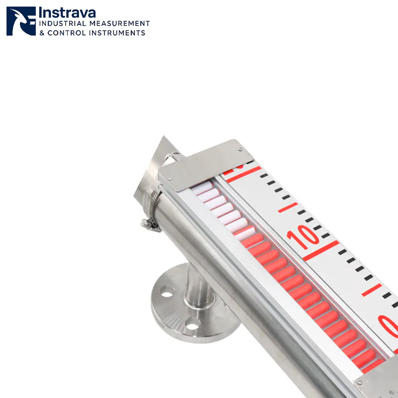 Various specifications of magnetic flip-column level gauges supplied by manufacturers, suitable for industrial tanks of all ranges.