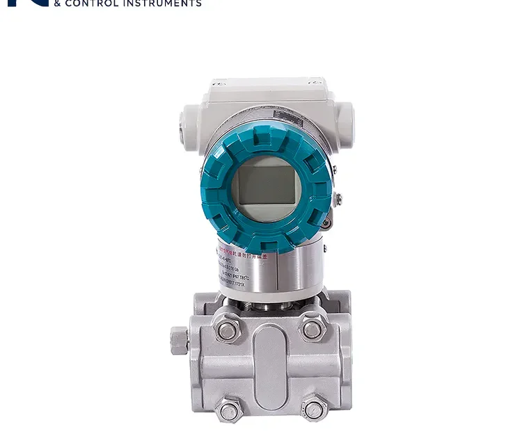 Front view of industrial pressure transmitter, with stainless steel measuring chamber and LCD display, for industrial process pressure monitoring